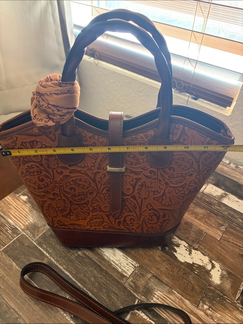 Patricia Nash Mina Tooled Leather Satchel Bucket Bag & Scarf - Picture 10 of 16